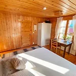 Loma-asunnot Laattajan Hirsipirtti By Interhome *