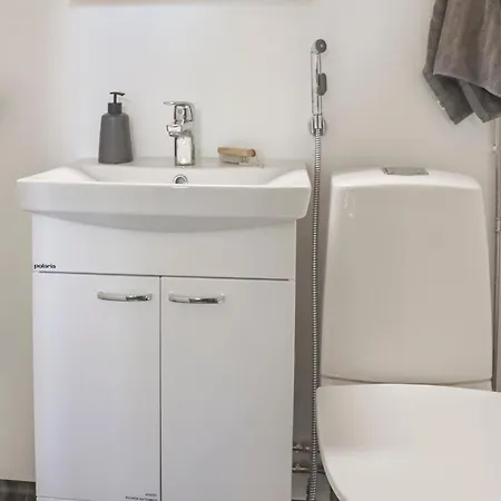 Дом отдыха Laattajan Hirsipirtti By Interhome